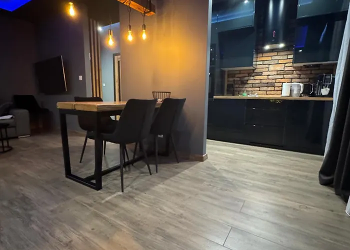 Merlin Apartments